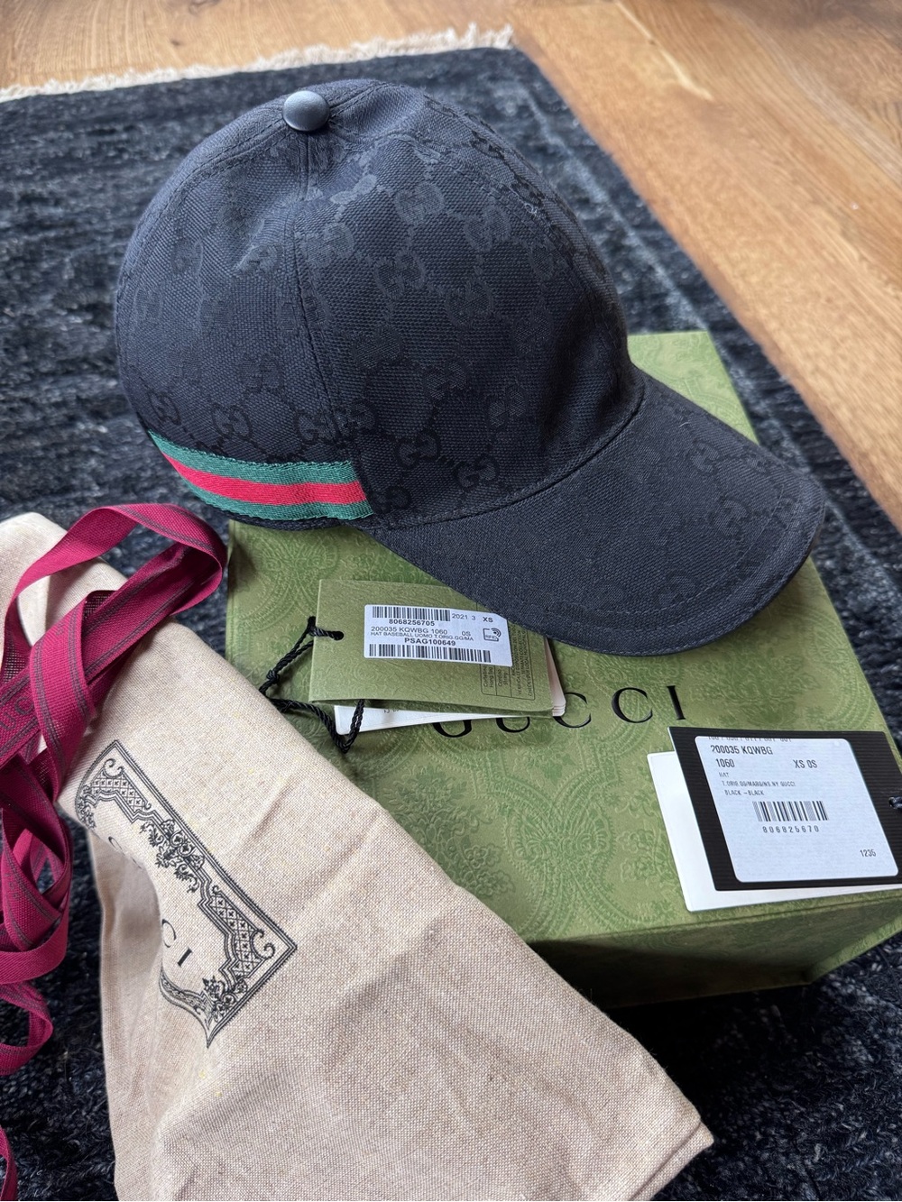 Gucci Black GG Canvas Cap with Green-Red Web Stripe